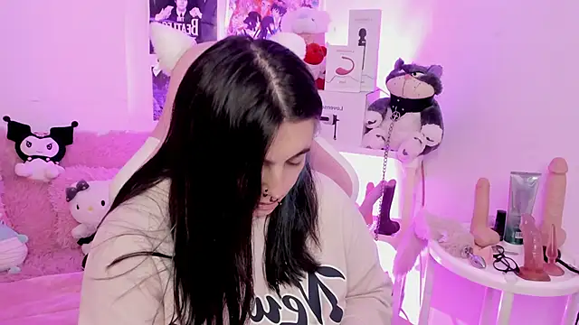 Sachi Meow online show from 21, 12, 2025