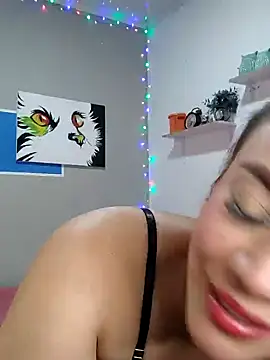 Snapshot of LuCKy_JoK chatting on 4, 12, 2024 LuCKy JoK online show from 4, 12, 2024