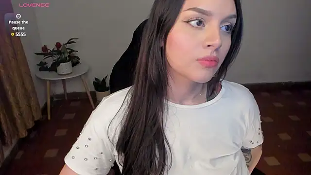 Snapshot of anaveleeez chatting on 20, 3, 2025 anaveleeez online show from 20, 3, 2025