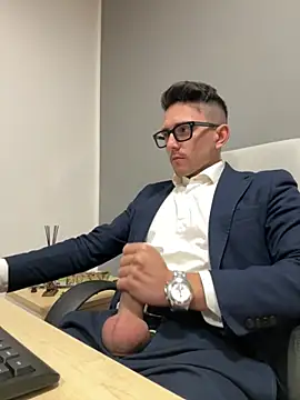 Snapshot of masterboss_ chatting on 17, 11, 2025 masterboss online show from 17, 11, 2025