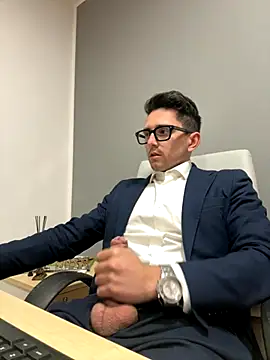 Snapshot of masterboss_ chatting on 2, 12, 2025 masterboss online show from 2, 12, 2025