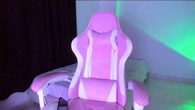 kimbaileys online show from 30, 5, 2026