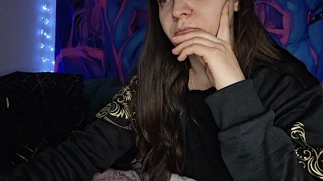 Cyndee Winter online show from 2, 2, 2025