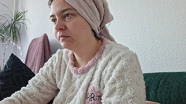 Cyndee Winter online show from 23, 11, 2025