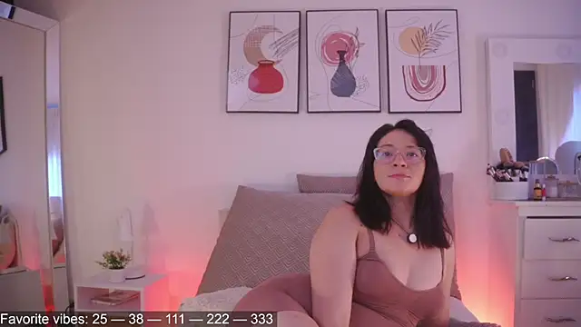 Snapshot of Anah_s chatting on 23, 6, 2026 Anah s online show from 23, 6, 2026