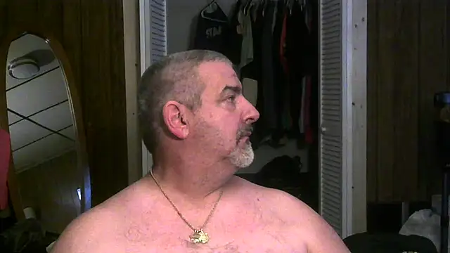 Snapshot of fire193 chatting on 15, 12, 2025 fire193 online show from 15, 12, 2025