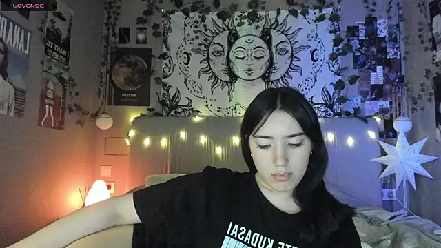 Snapshot of Anisawithlove chatting on 9, 2, 2025 Anisawithlove online show from 9, 2, 2025