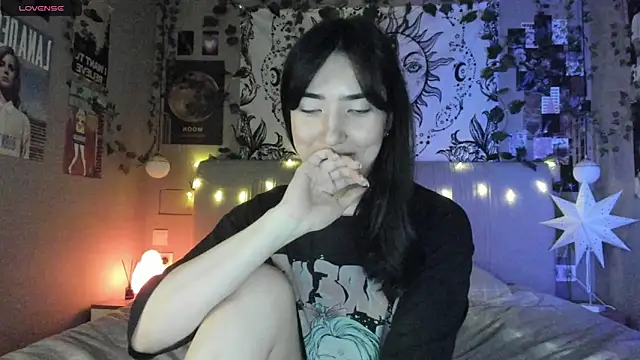 Snapshot of Anisawithlove chatting on 12, 2, 2025 Anisawithlove online show from 12, 2, 2025