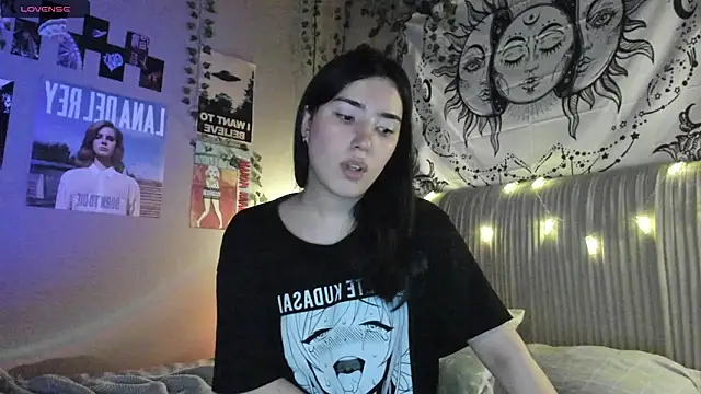 Snapshot of Anisawithlove chatting on 12, 2, 2025 Anisawithlove online show from 12, 2, 2025