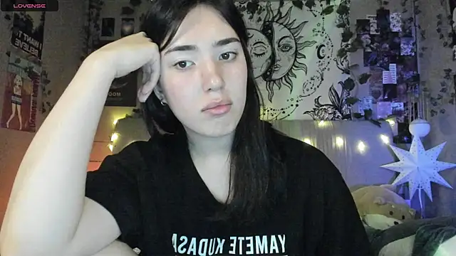 Snapshot of Anisawithlove chatting on 28, 2, 2025 Anisawithlove online show from 28, 2, 2025