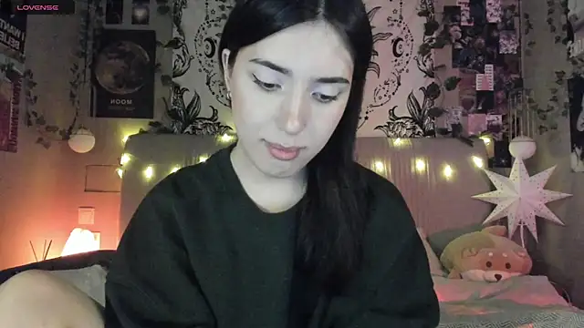 Snapshot of Anisawithlove chatting on 6, 3, 2025 Anisawithlove online show from 6, 3, 2025