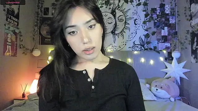 Snapshot of Anisawithlove chatting on 8, 3, 2025 Anisawithlove online show from 8, 3, 2025