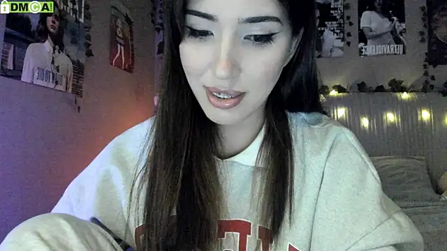 Snapshot of Anisawithlove chatting on 15, 9, 2025 Anisawithlove online show from 15, 9, 2025