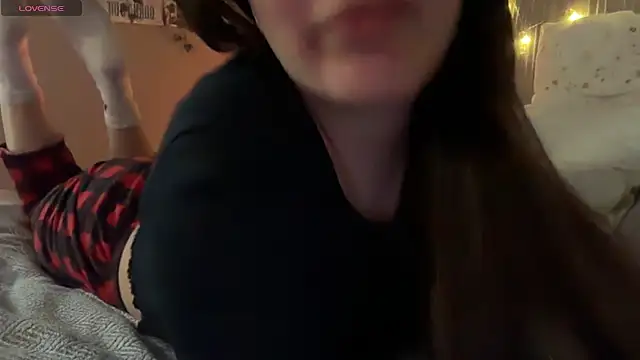 Snapshot of Anisawithlove chatting on 18, 1, 2026 Anisawithlove online show from 18, 1, 2026