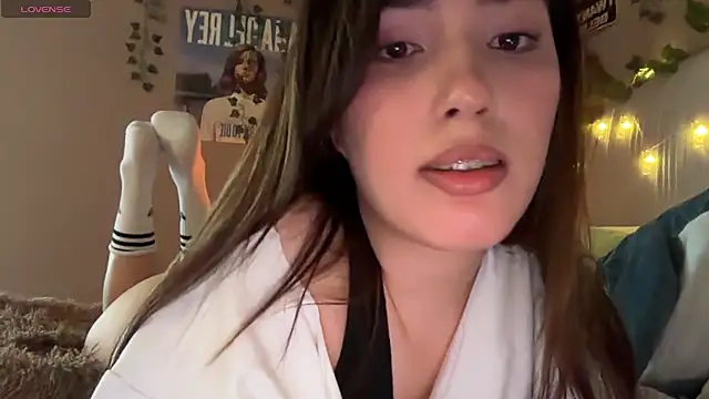 Snapshot of Anisawithlove chatting on 15, 2, 2026 Anisawithlove online show from 15, 2, 2026