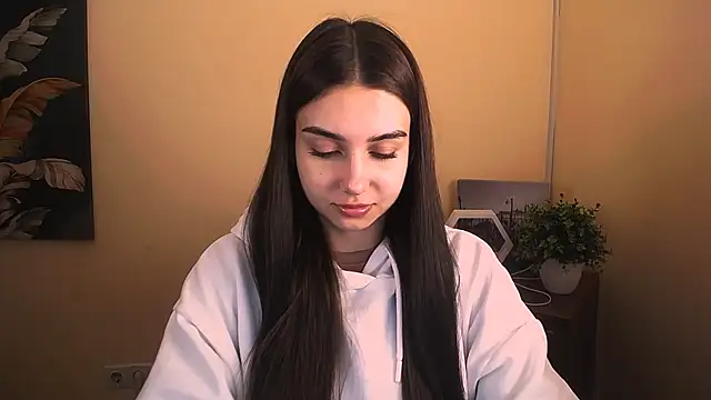 Snapshot of Lili_magic chatting on 15, 10, 2025 Lili magic online show from 15, 10, 2025