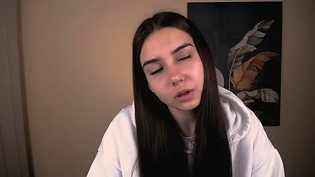 Snapshot of Lili_magic chatting on 23, 10, 2025 Lili magic online show from 23, 10, 2025