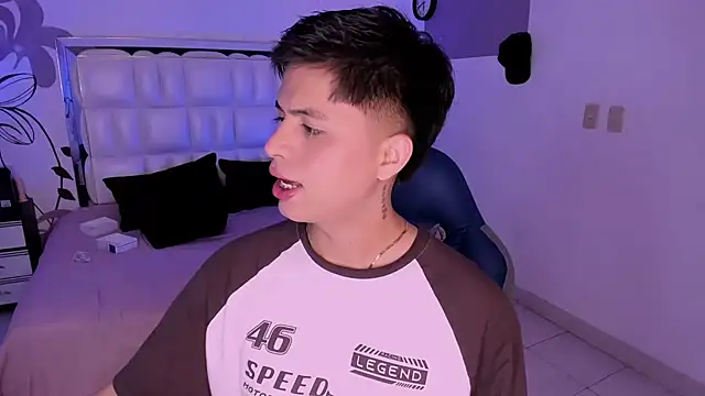 Snapshot of Niicky1_ chatting on 27, 12, 2024 Niicky1 online show from 27, 12, 2024