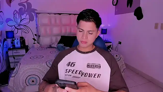 Snapshot of Niicky1_ chatting on 21, 2, 2025 Niicky1 online show from 21, 2, 2025