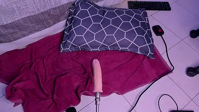 Snapshot of Niicky1_ chatting on 2, 3, 2025 Niicky1 online show from 2, 3, 2025