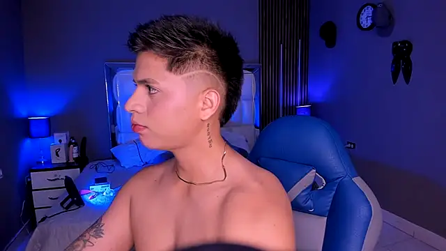 Snapshot of Niicky1_ chatting on 24, 9, 2025 Niicky1 online show from 24, 9, 2025