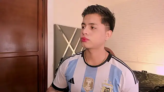 Niicky1  online show from 18, 1, 2026