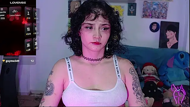 Snapshot of kitty22_ chatting on 8, 11, 2025 kitty22 online show from 8, 11, 2025