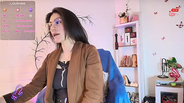 Rapunzeell  online show from 12, 9, 2025