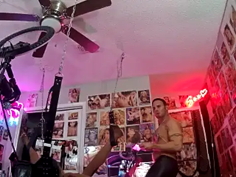 luvs2cumm69 online show from 11, 1, 2025