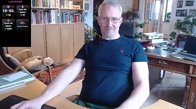 tom-swede online show from 30, 1, 2025
