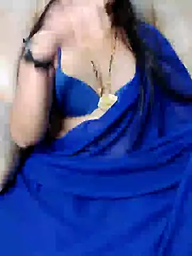 Snapshot of Traditional_Housewife_ chatting on 7, 2, 2025 Traditional Housewife  online show from 7, 2, 2025