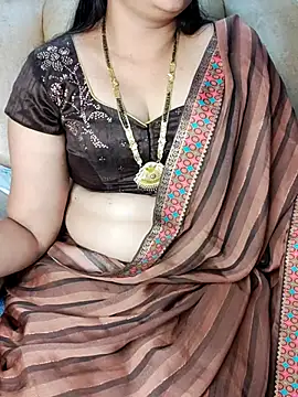 Snapshot of Traditional_Housewife_ chatting on 18, 2, 2025 Traditional Housewife  online show from 18, 2, 2025
