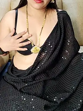 Snapshot of Traditional_Housewife_ chatting on 18, 3, 2025 Traditional Housewife  online show from 18, 3, 2025