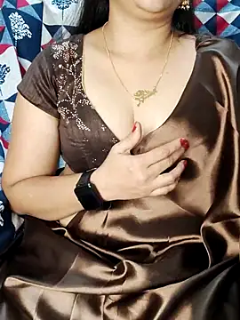 Snapshot of Traditional_Housewife_ chatting on 16, 9, 2025 Traditional Housewife  online show from 16, 9, 2025