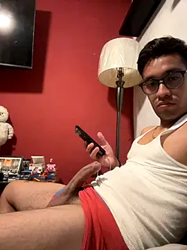 Snapshot of Magicerosxx69 chatting on 28, 11, 2025 Magicerosxx69 online show from 28, 11, 2025