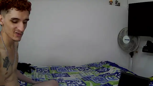 Snapshot of TheKing6ix9ine69 chatting on 20, 12, 2024 TheKing6ix9ine69 online show from 20, 12, 2024