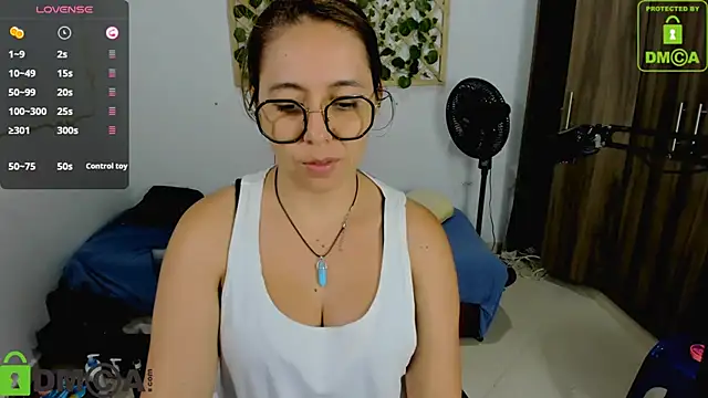 isa loves cum online show from 11, 10, 2025