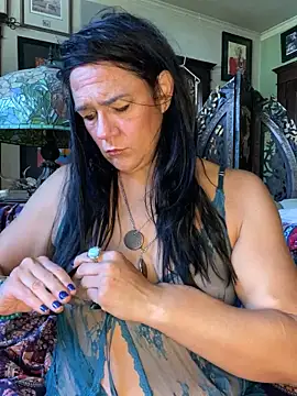 Snapshot of sexyasscougar chatting on 11, 9, 2025 sexyasscougar online show from 11, 9, 2025