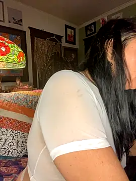 Snapshot of sexyasscougar chatting on 18, 9, 2025 sexyasscougar online show from 18, 9, 2025