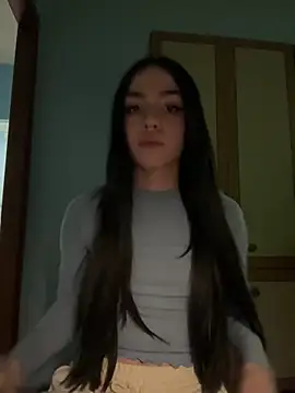 Snapshot of ShannonShanny chatting on 28, 1, 2025 ShannonShanny online show from 28, 1, 2025