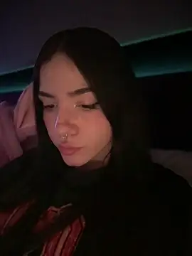 Snapshot of ShannonShanny chatting on 5, 3, 2025 ShannonShanny online show from 5, 3, 2025