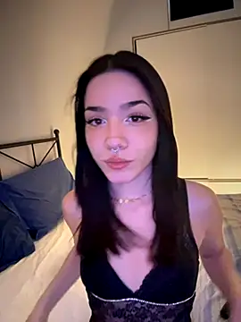 Snapshot of ShannonShanny chatting on 15, 9, 2025 ShannonShanny online show from 15, 9, 2025