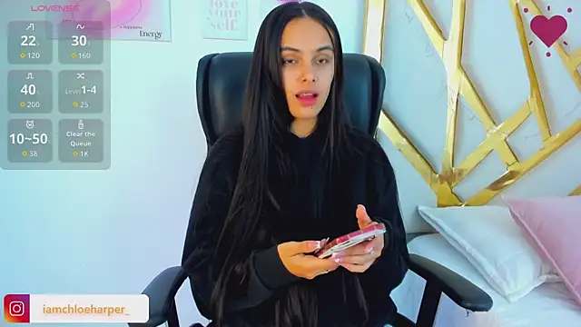 ChloeHarper  online show from 27, 9, 2025