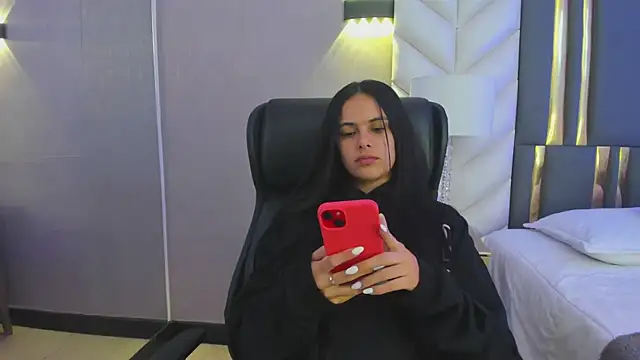 ChloeHarper  online show from 13, 2, 2026