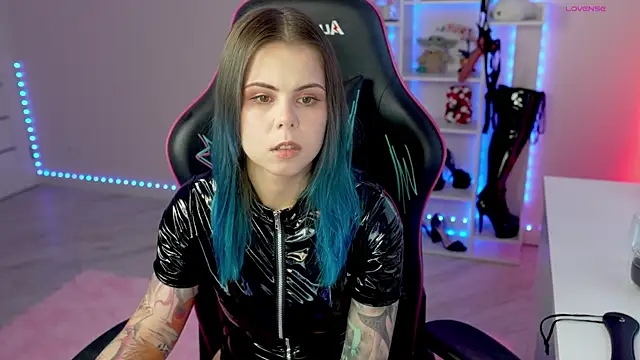 Latex Kitty online show from 27, 3, 2026