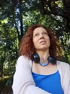 Exhibitionsplit online show from 29, 9, 2025