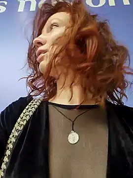 Exhibitionsplit online show from 3, 12, 2025