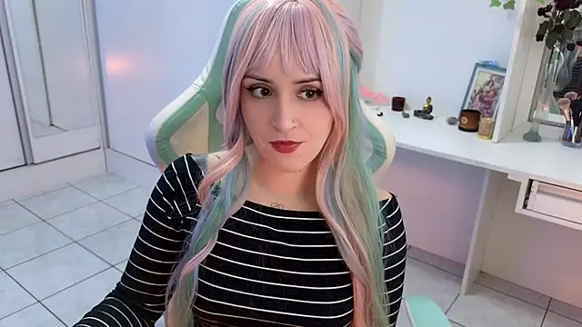 Snapshot of Ahrya_ chatting on 11, 7, 2026 Ahrya online show from 11, 7, 2026