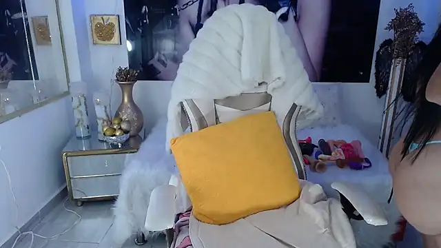 perlasharick 3 online show from 6, 12, 2024