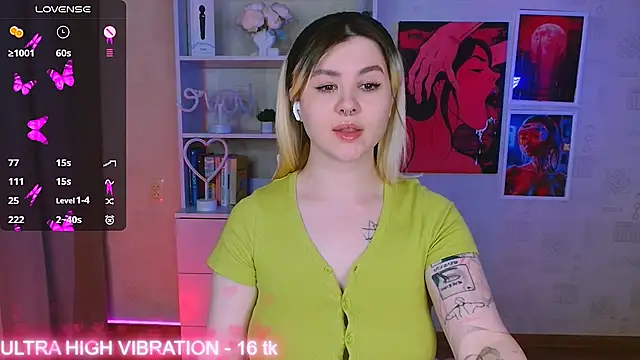 cutie mili online show from 13, 2, 2025